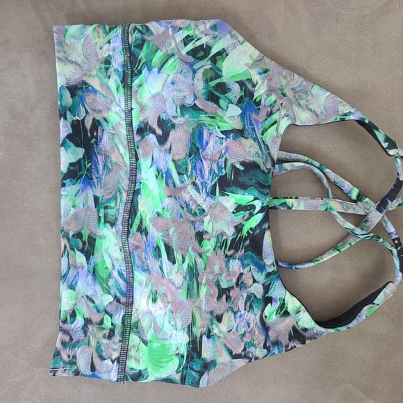 Lululemon sports bra - Picture 2 of 2